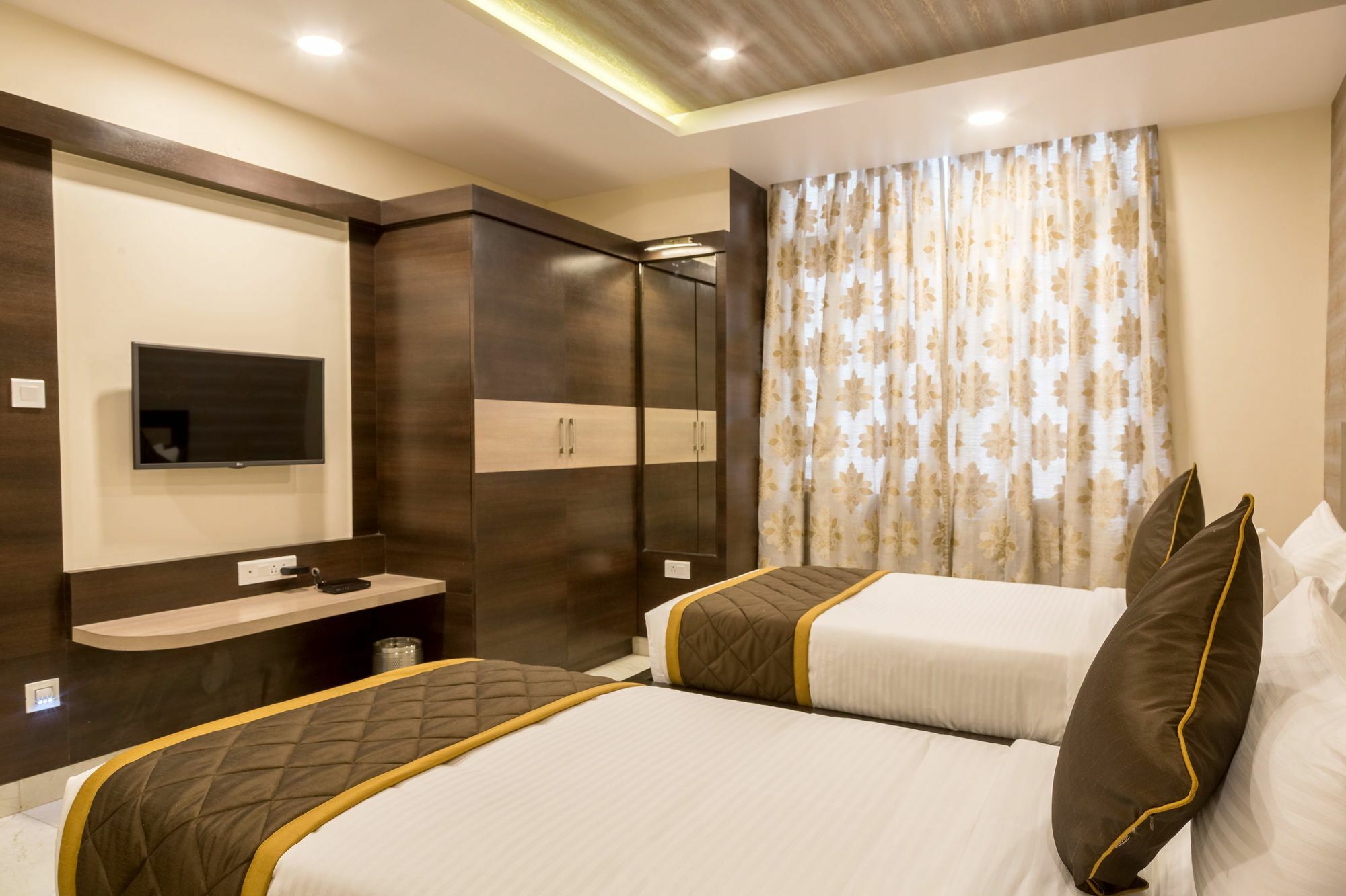 Oyo 9249 Jk Residency Hotel Bangalore Eksteriør billede