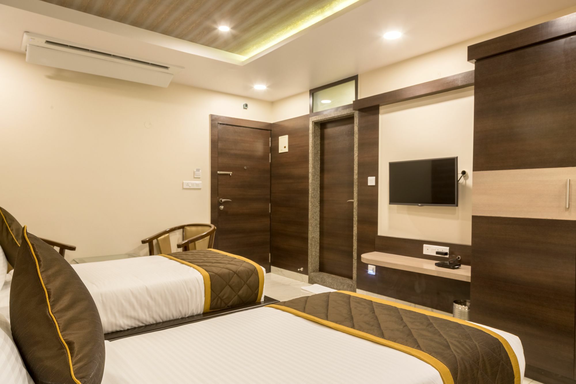 Oyo 9249 Jk Residency Hotel Bangalore Eksteriør billede